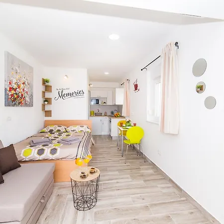 Appartement Studio Apartman Niris *