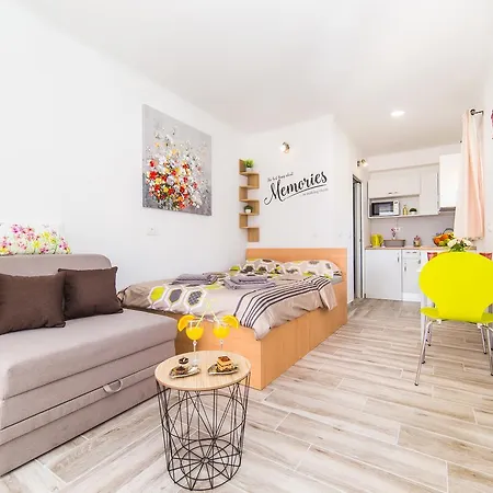 Studio Apartman Niris