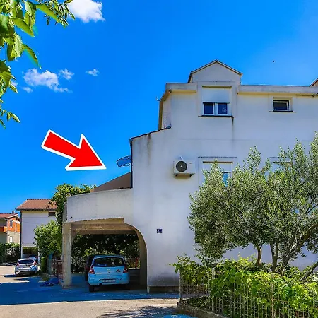 Studio Apartman Niris Appartement *