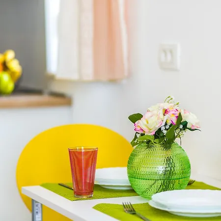 Studio Apartman Niris Apartment *