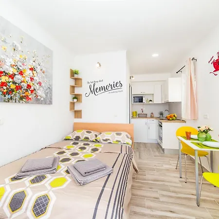 Studio Apartman Niris Kastela